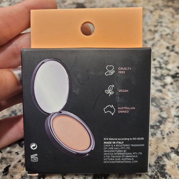 CROP Natural Glowing Vegan Highlighter - Picture 5 of 5